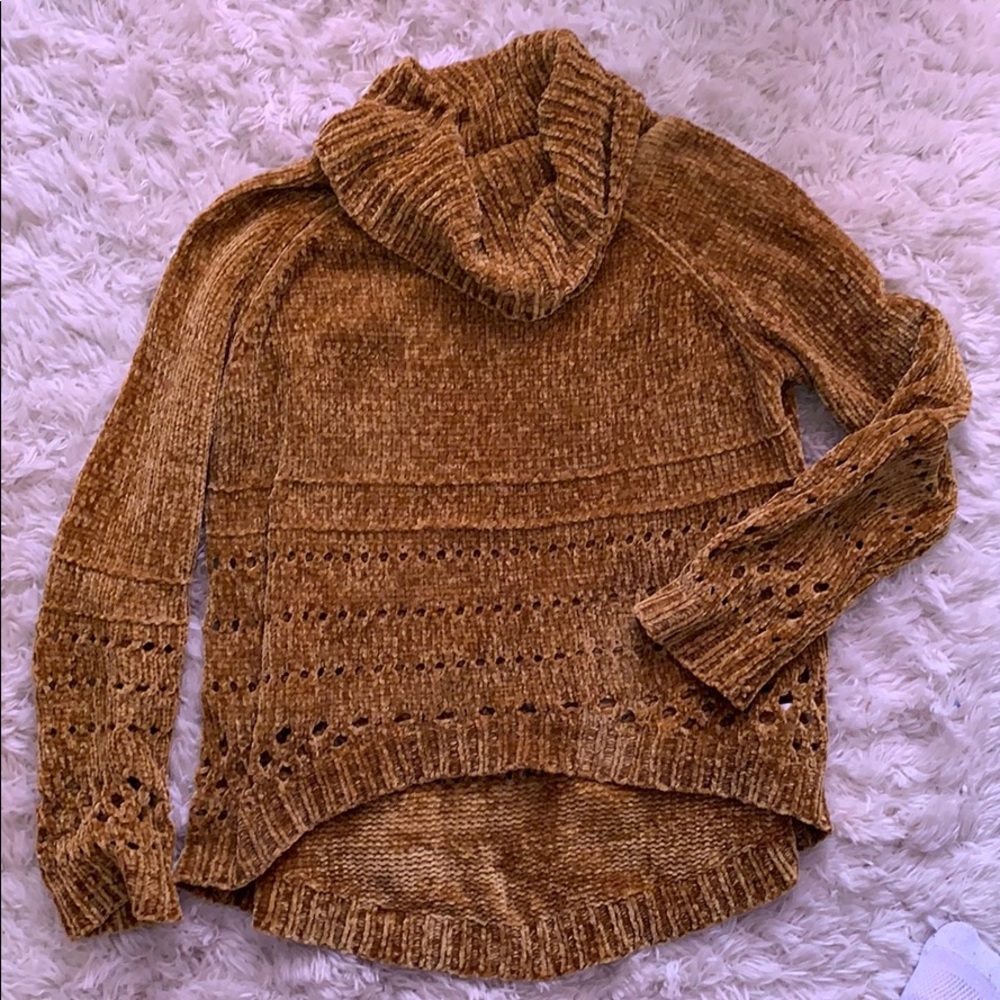 Turtle neck sweater
